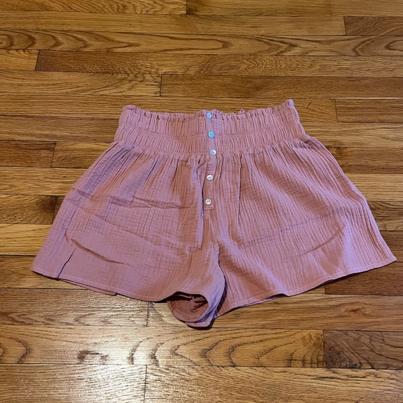 Pink High Waisted Shorts - Picture 1 of 3